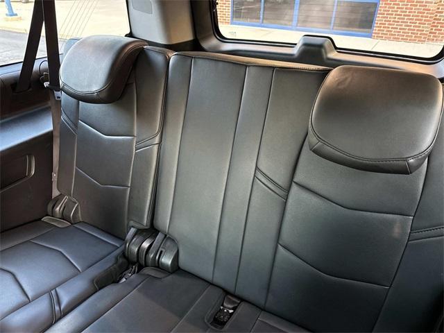 used 2015 Cadillac Escalade ESV car, priced at $23,539