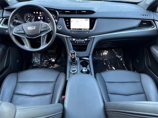 used 2023 Cadillac XT5 car, priced at $35,891