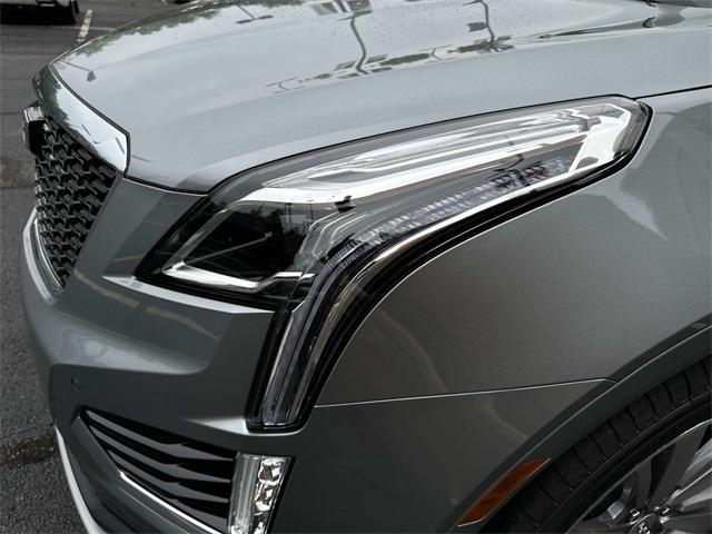 new 2025 Cadillac XT5 car, priced at $56,316