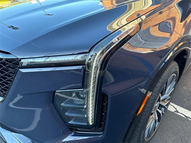 new 2025 Cadillac XT4 car, priced at $52,415