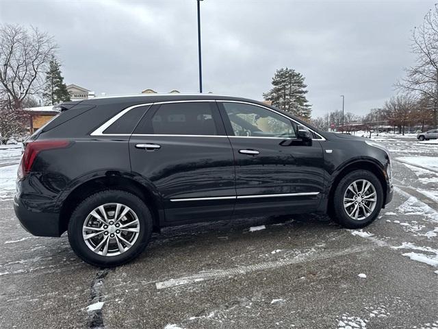 used 2022 Cadillac XT5 car, priced at $31,487