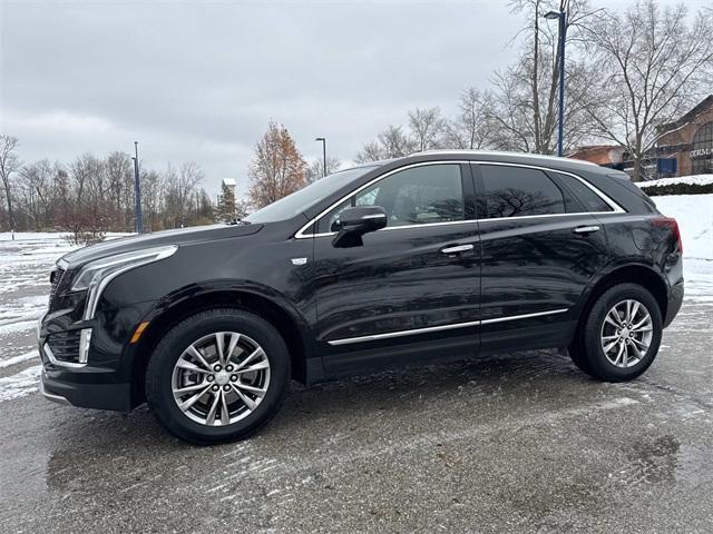 used 2022 Cadillac XT5 car, priced at $31,487