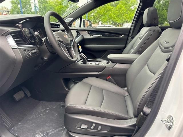 new 2025 Cadillac XT5 car, priced at $60,780