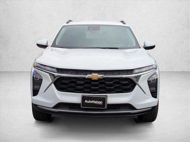 used 2025 Chevrolet Trax car, priced at $20,944