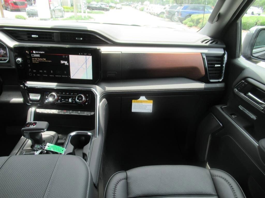 new 2025 GMC Sierra 1500 car, priced at $71,705
