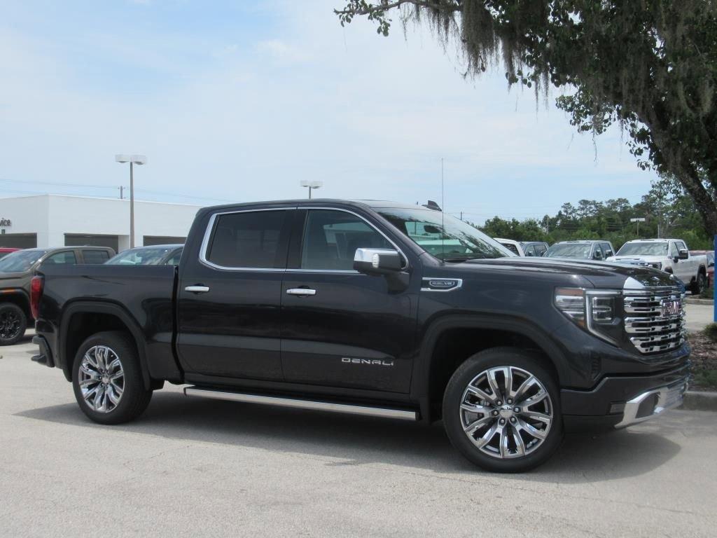 new 2025 GMC Sierra 1500 car, priced at $71,705