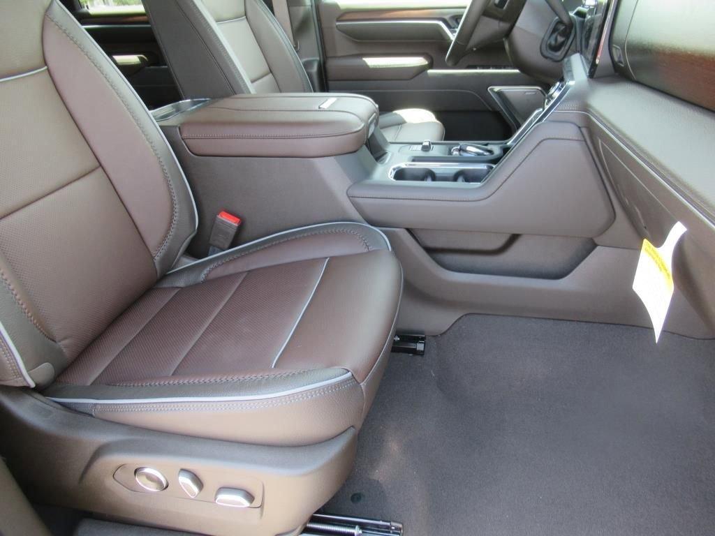 new 2025 GMC Sierra 2500 car, priced at $91,105