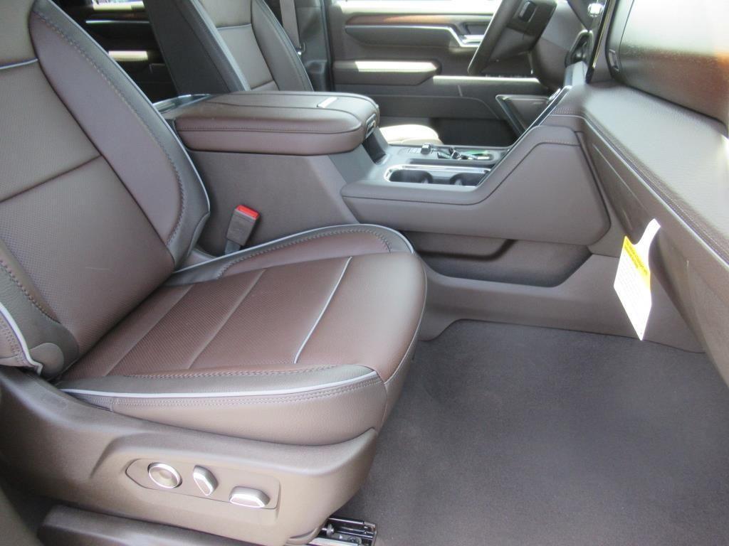 new 2025 GMC Sierra 2500 car, priced at $88,015