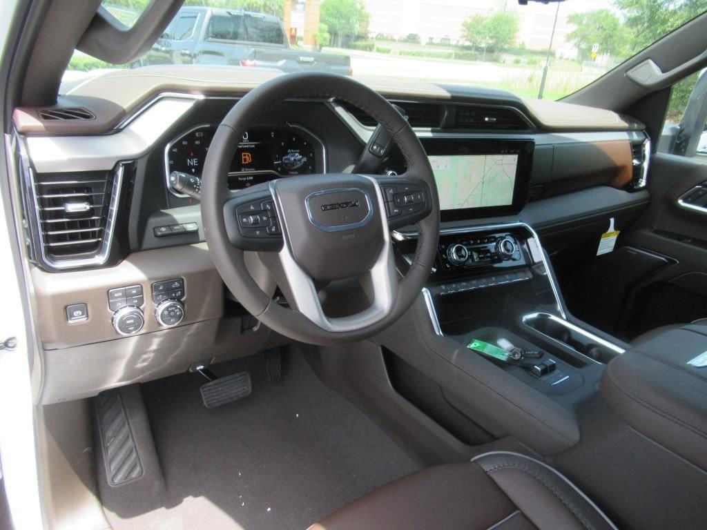 new 2025 GMC Sierra 2500 car, priced at $81,202