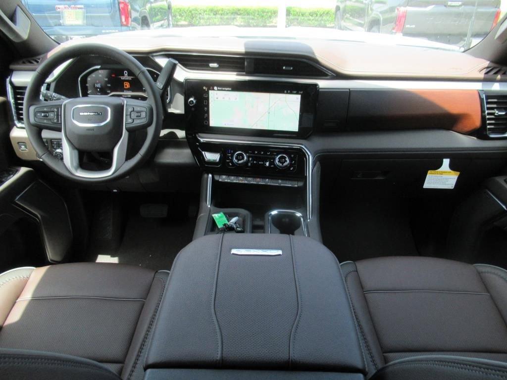 new 2025 GMC Sierra 2500 car, priced at $81,202