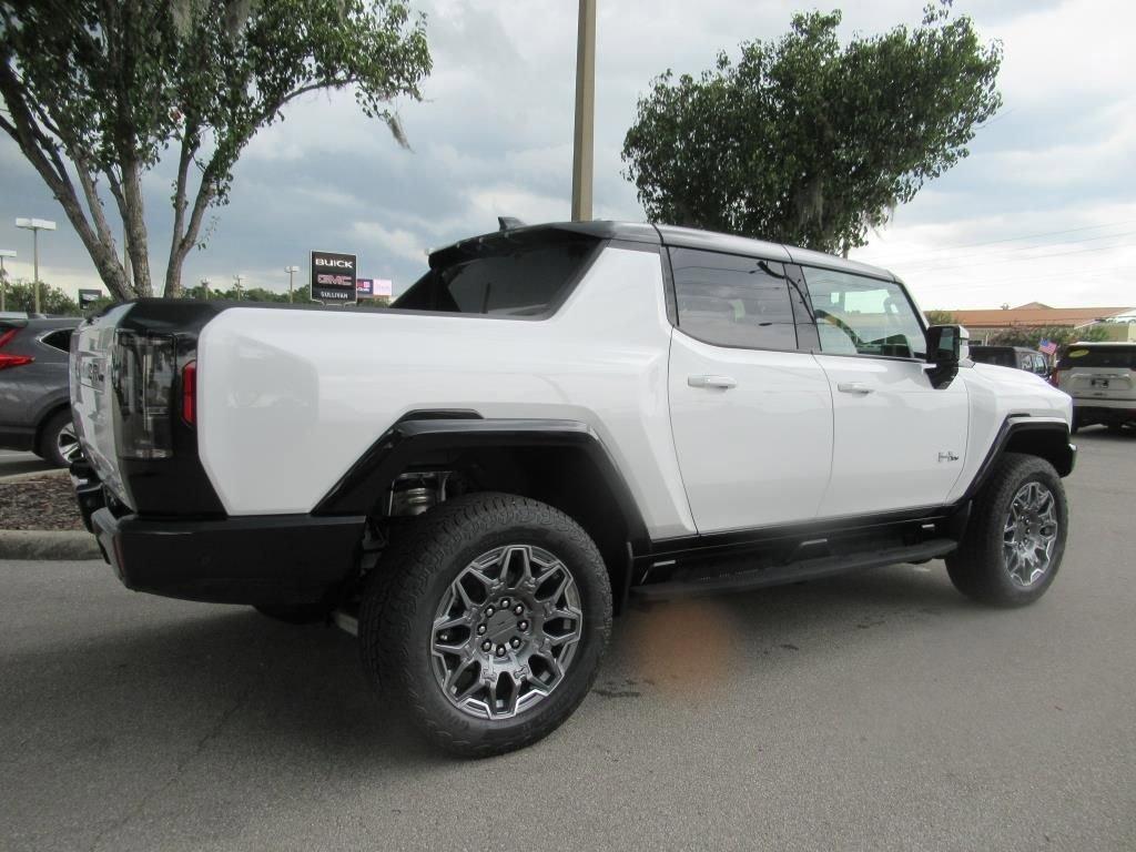 new 2025 GMC HUMMER EV Pickup car, priced at $105,990