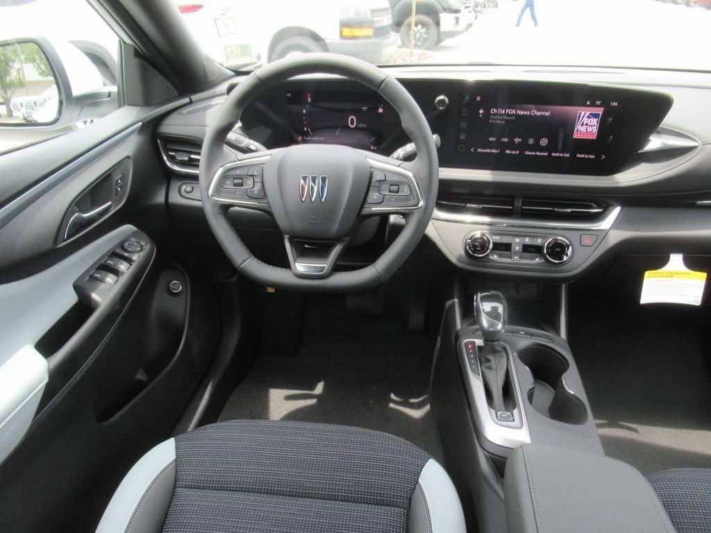 new 2025 Buick Envista car, priced at $27,380