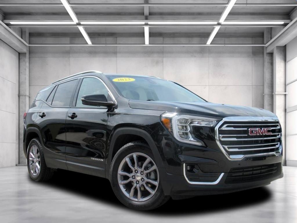 used 2023 GMC Terrain car, priced at $26,042