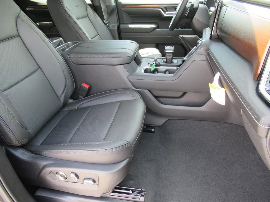 new 2025 GMC Sierra 1500 car, priced at $67,891