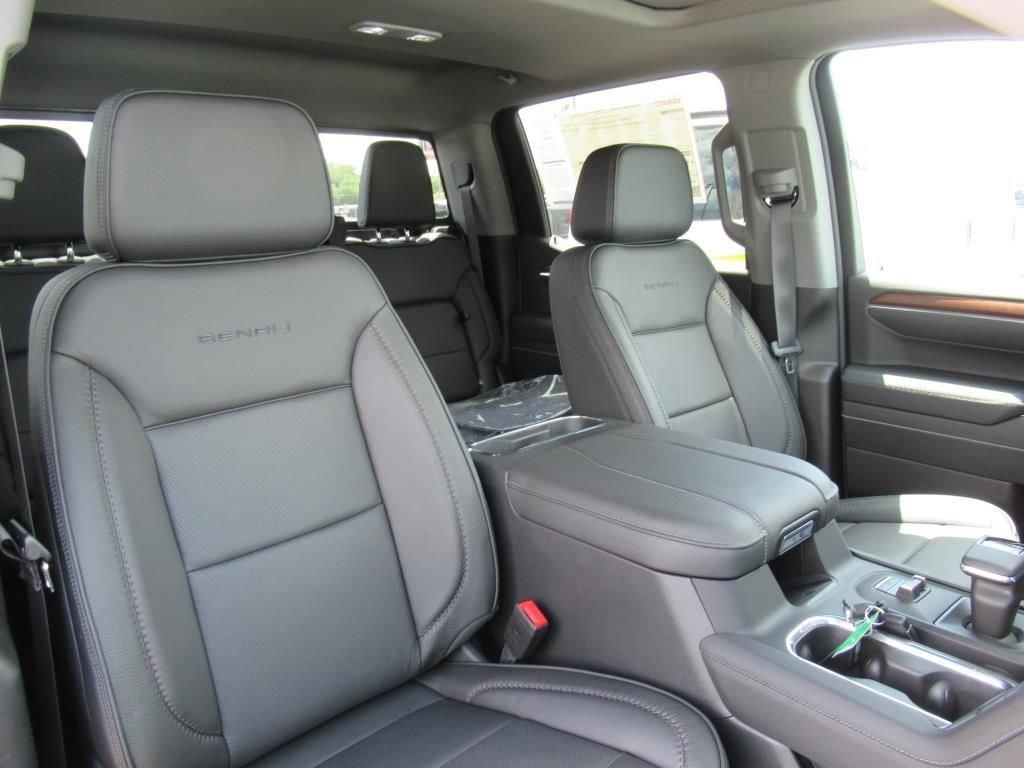 new 2025 GMC Sierra 1500 car, priced at $67,891