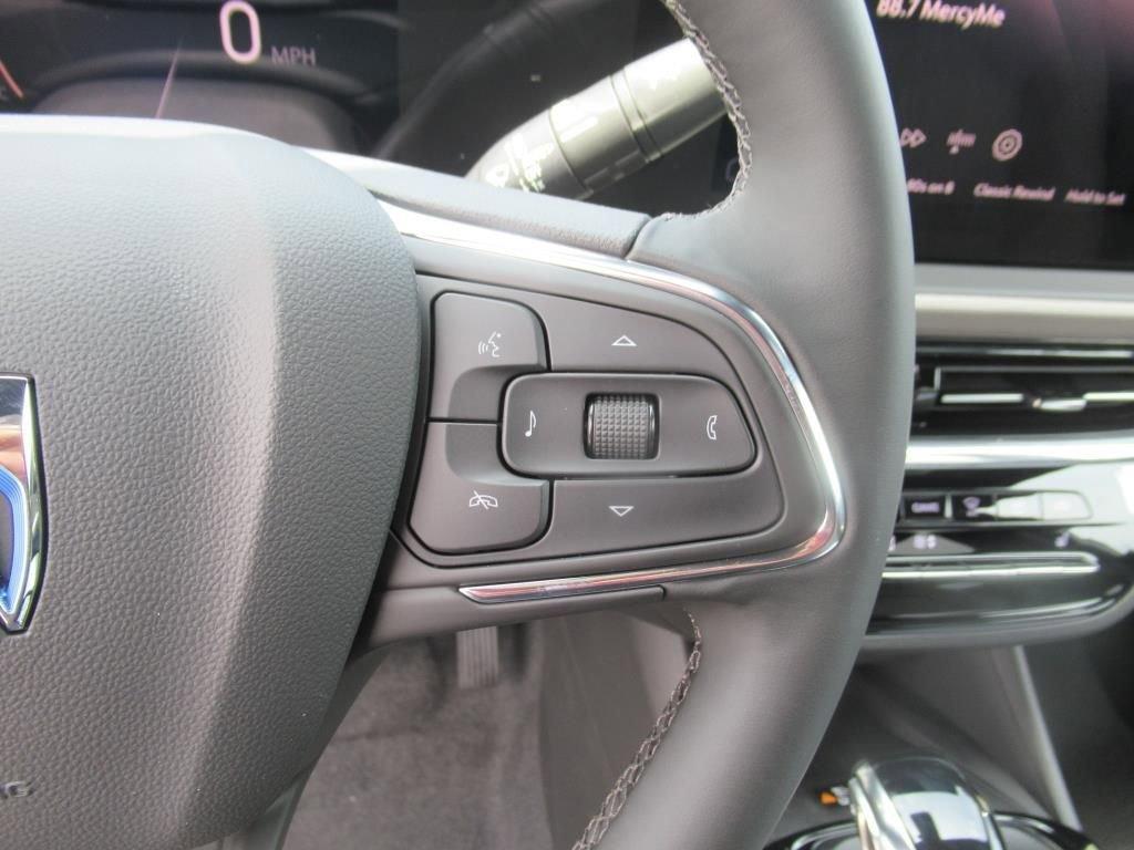 new 2025 Buick Envista car, priced at $32,185