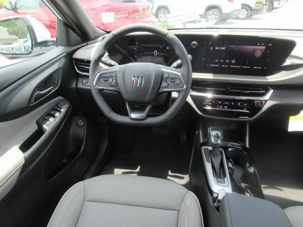 new 2025 Buick Envista car, priced at $32,185