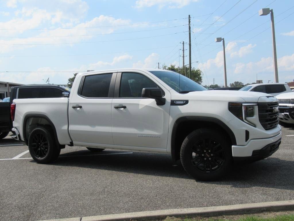 new 2026 GMC Sierra 1500 car, priced at $41,437