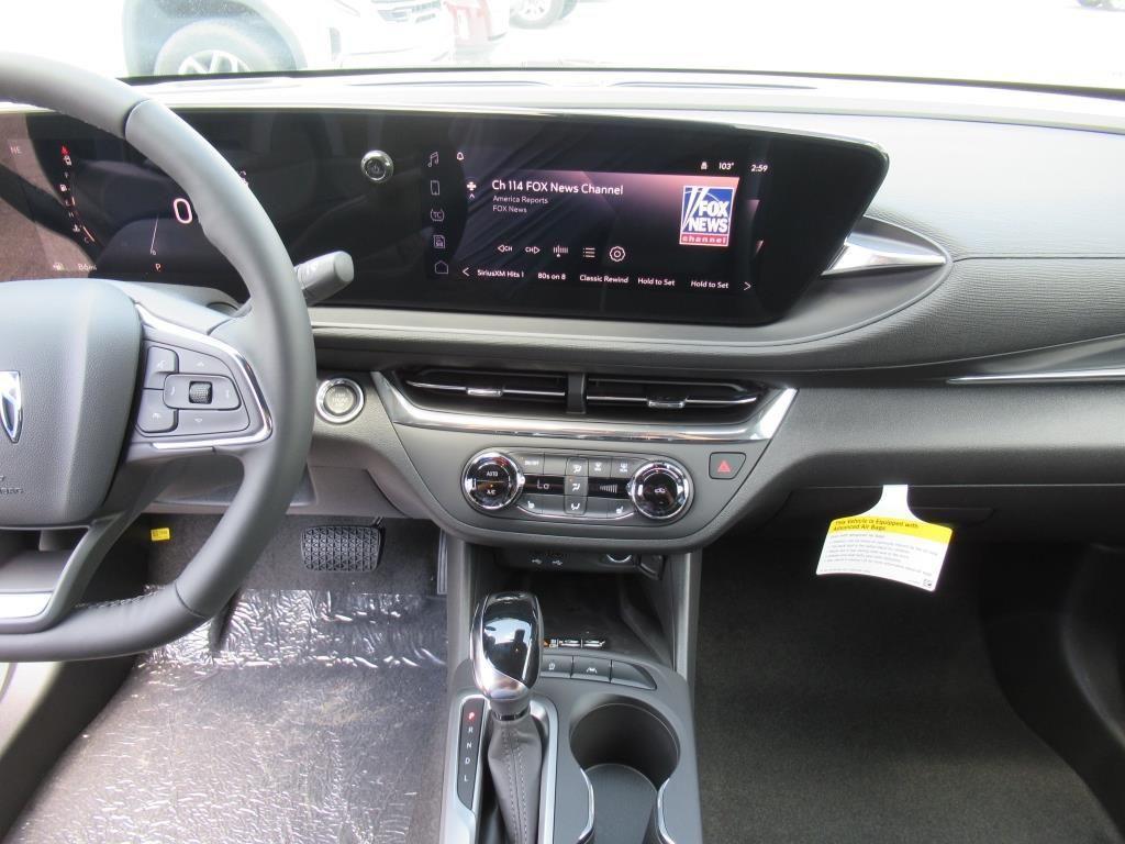 new 2025 Buick Envista car, priced at $27,875
