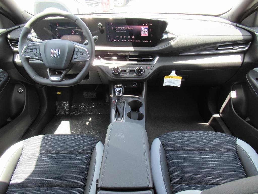 new 2025 Buick Envista car, priced at $27,875