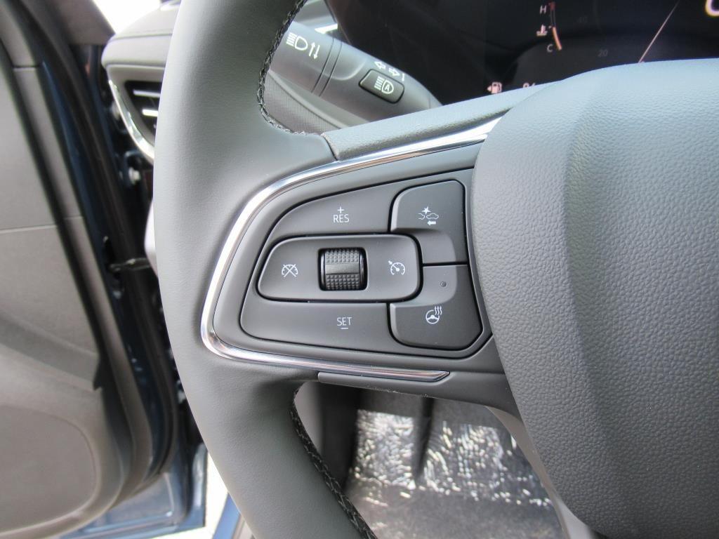 new 2025 Buick Envista car, priced at $27,875