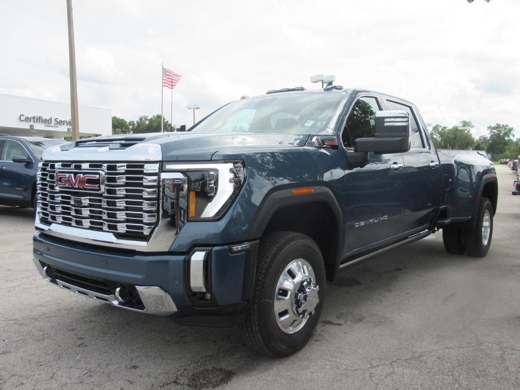 new 2025 GMC Sierra 3500 car, priced at $93,610