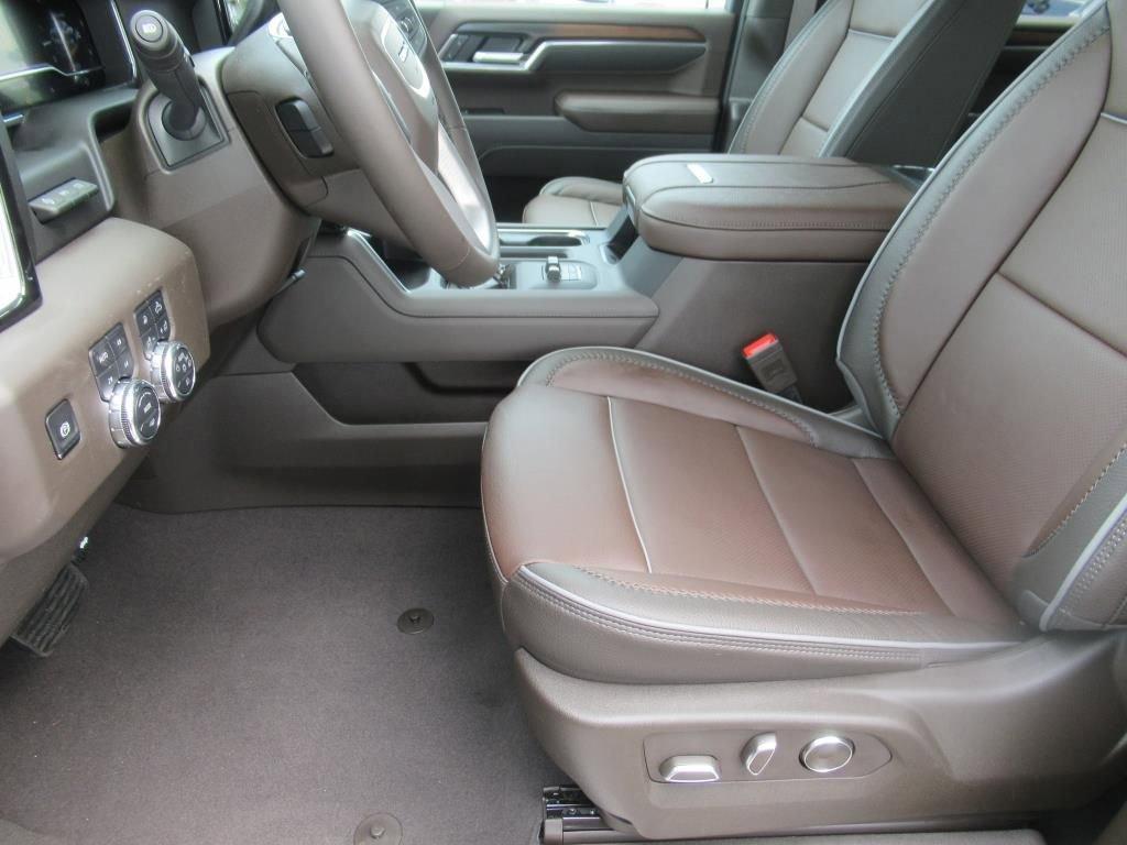 new 2025 GMC Sierra 3500 car, priced at $93,610