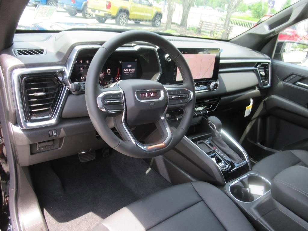 new 2025 GMC Canyon car, priced at $43,945