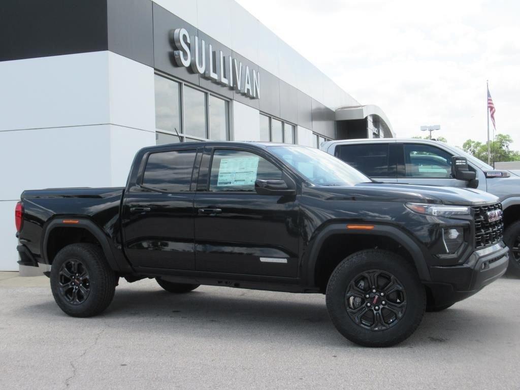 new 2025 GMC Canyon car, priced at $43,945