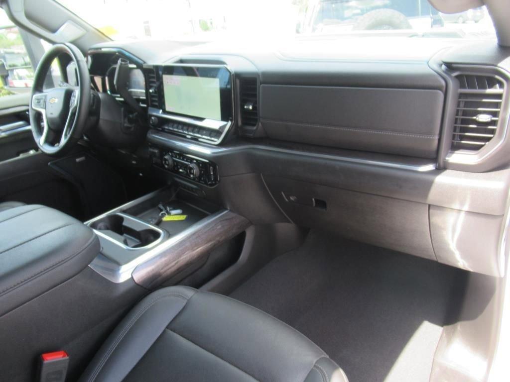 used 2024 Chevrolet Silverado 2500 car, priced at $49,015