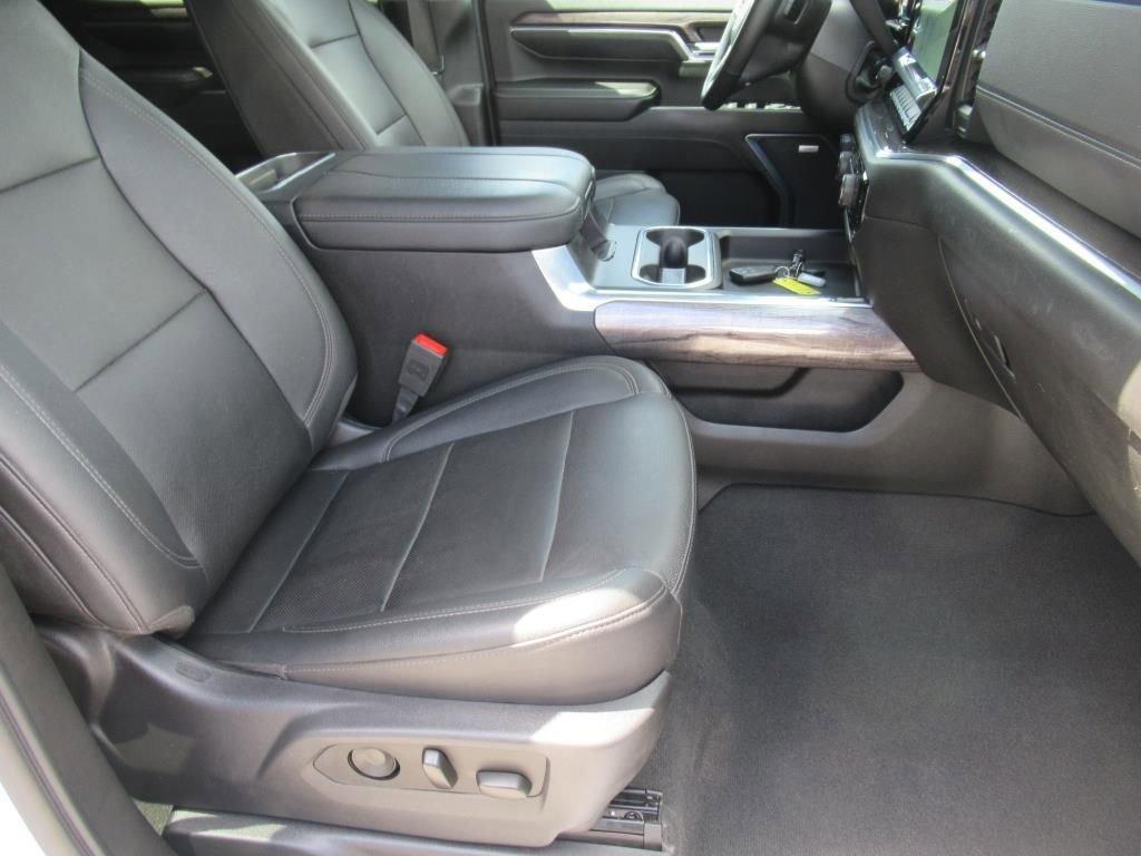 used 2024 Chevrolet Silverado 2500 car, priced at $49,015
