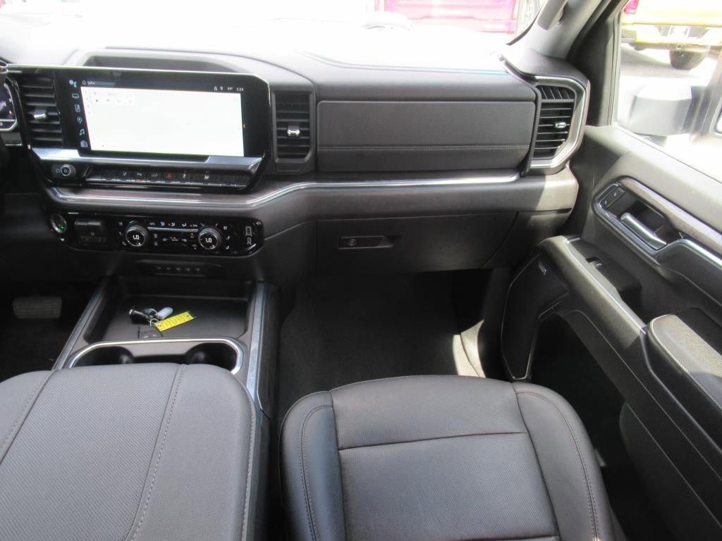 used 2024 Chevrolet Silverado 2500 car, priced at $49,015