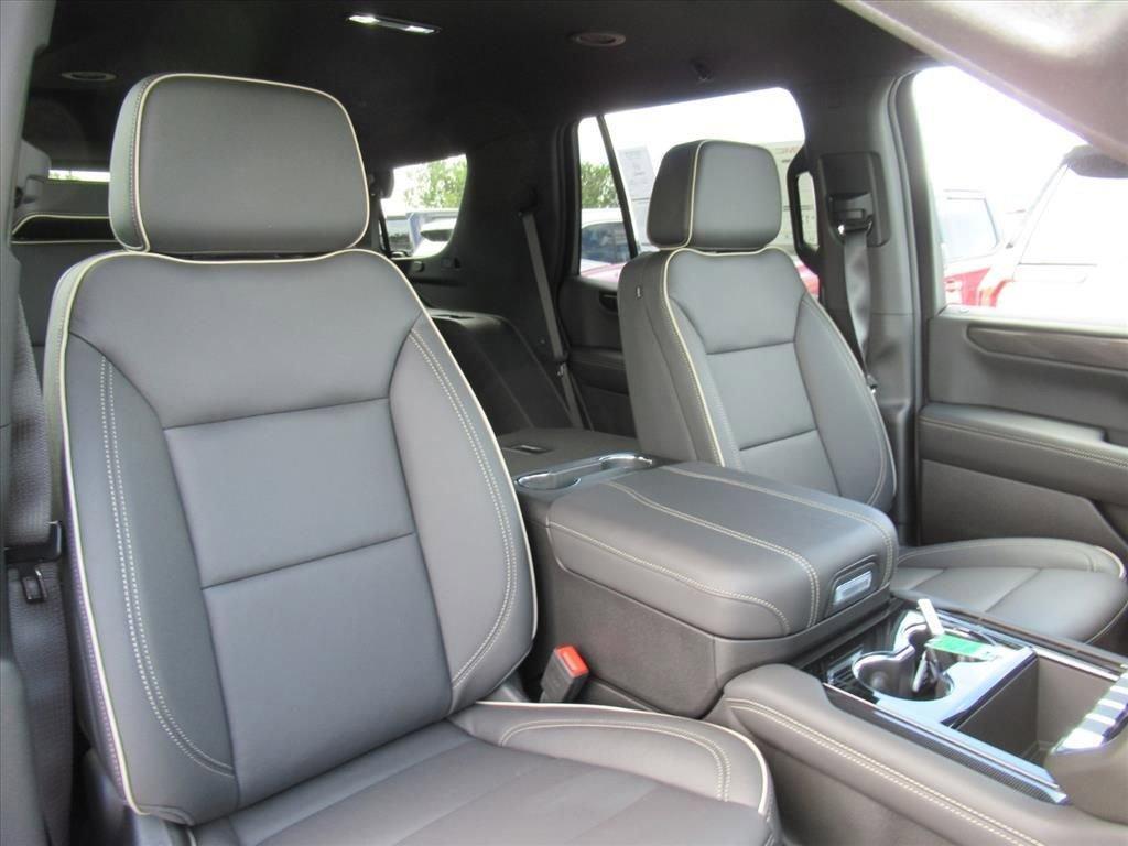 new 2025 GMC Yukon car, priced at $72,396