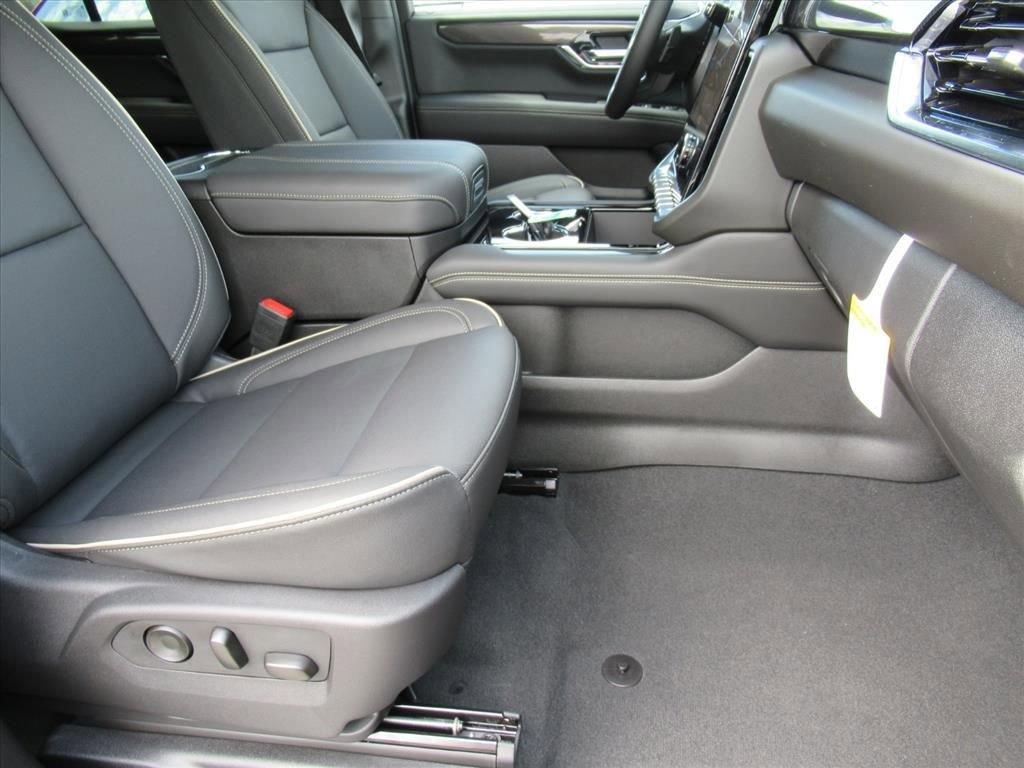 new 2025 GMC Yukon car, priced at $72,396