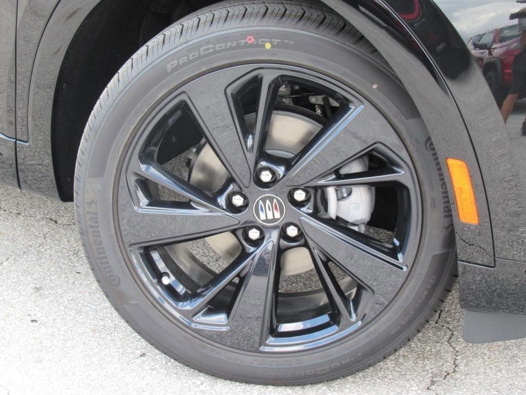 new 2025 Buick Envision car, priced at $43,749