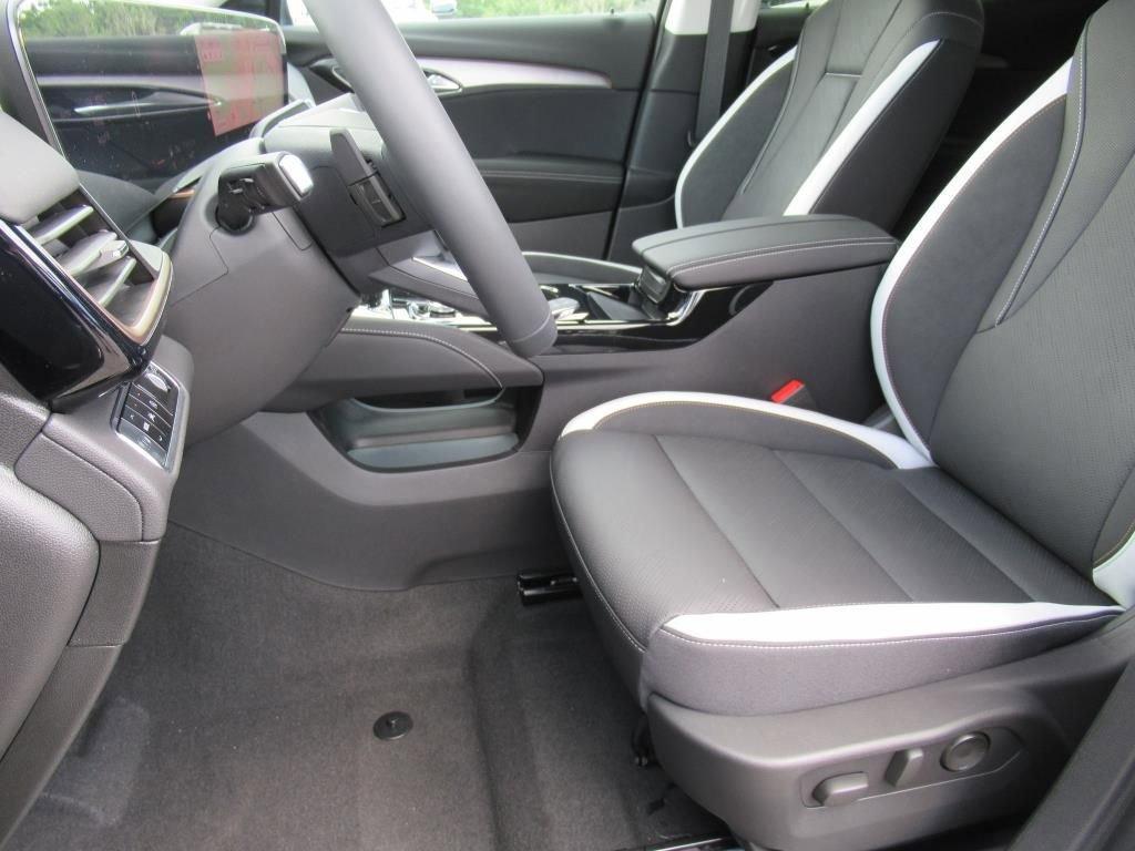 new 2025 Buick Envision car, priced at $43,749