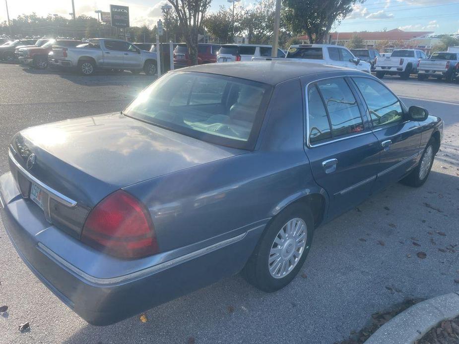 used 2007 Mercury Grand Marquis car, priced at $6,995