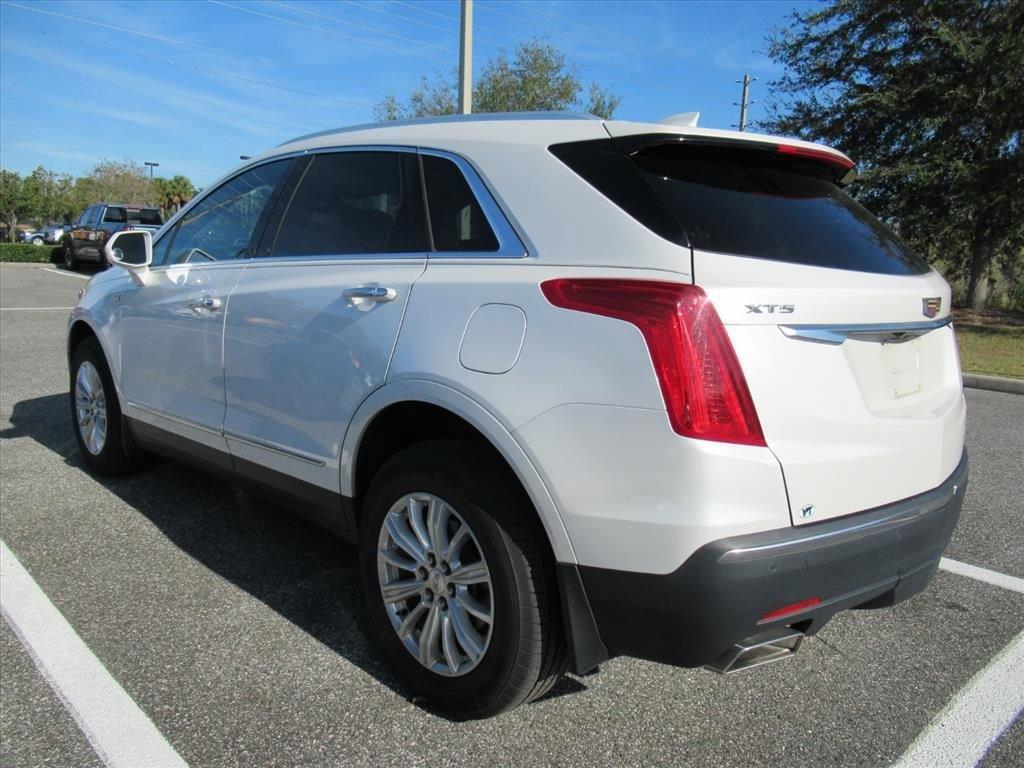 used 2019 Cadillac XT5 car, priced at $18,995