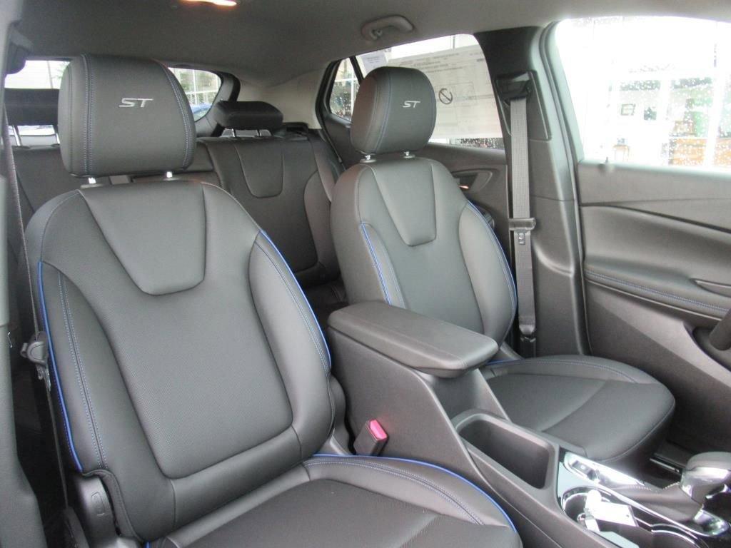 new 2026 Buick Encore GX car, priced at $30,675