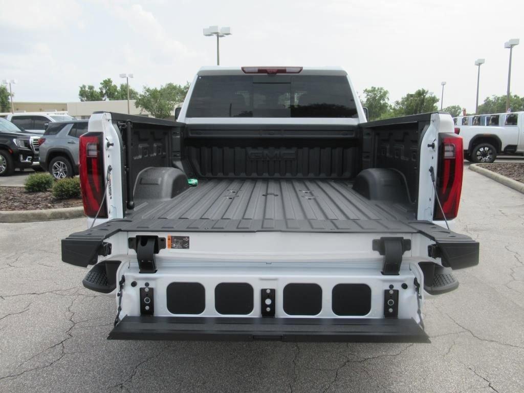 new 2025 GMC Sierra 2500 car, priced at $89,110