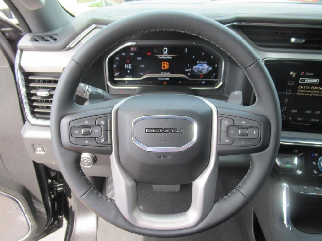 new 2025 GMC Sierra 1500 car, priced at $71,505