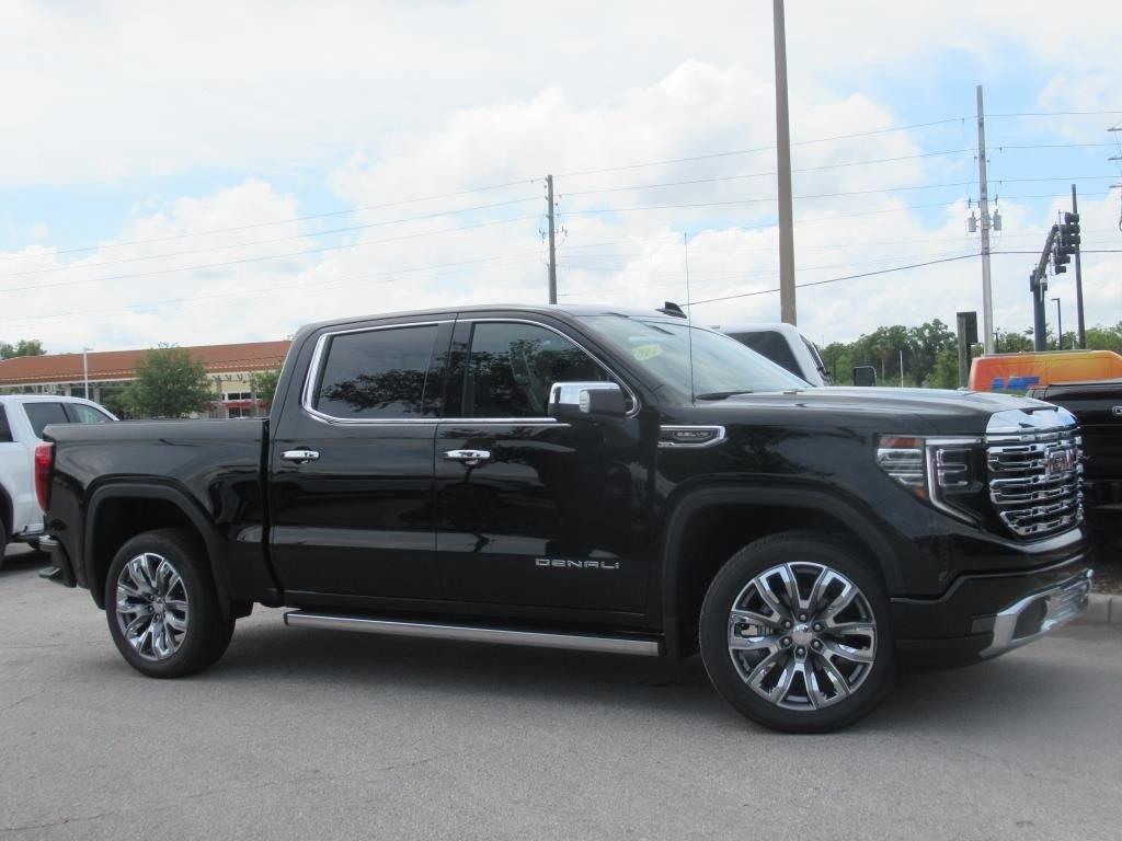 new 2025 GMC Sierra 1500 car, priced at $71,505
