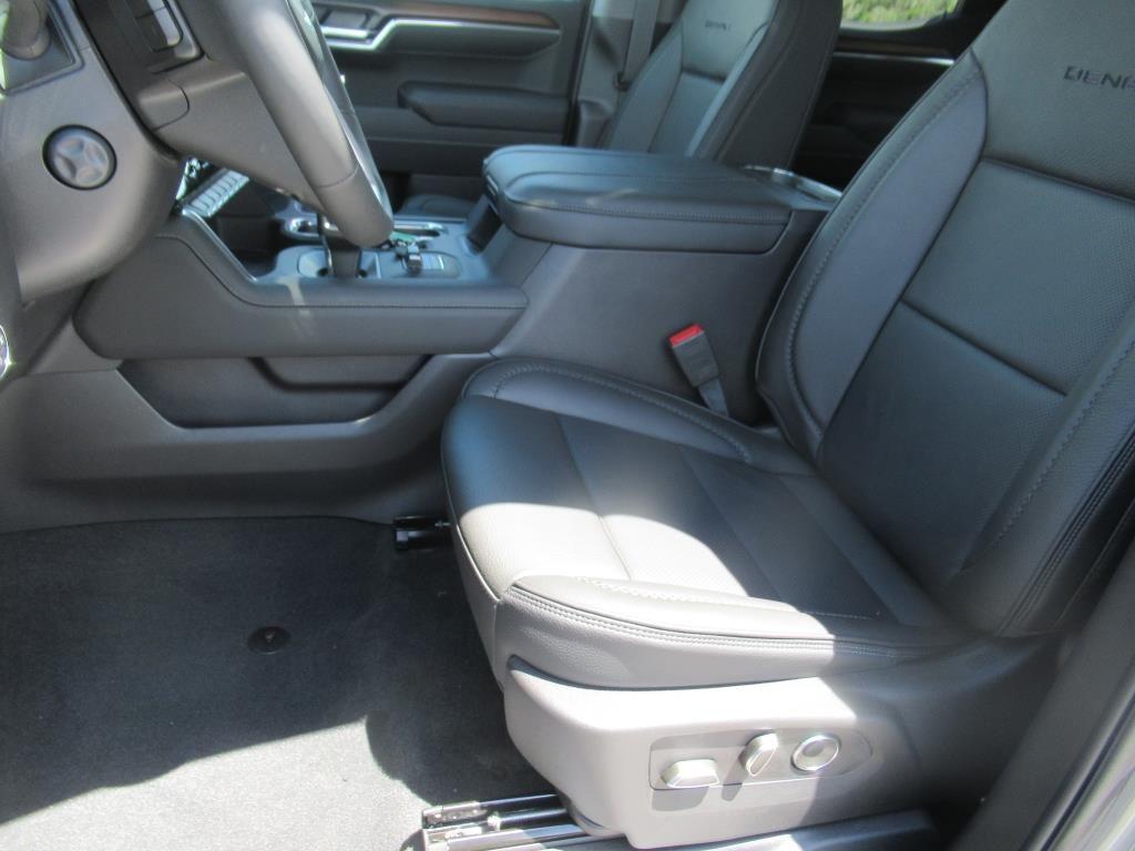 new 2025 GMC Sierra 1500 car, priced at $72,500