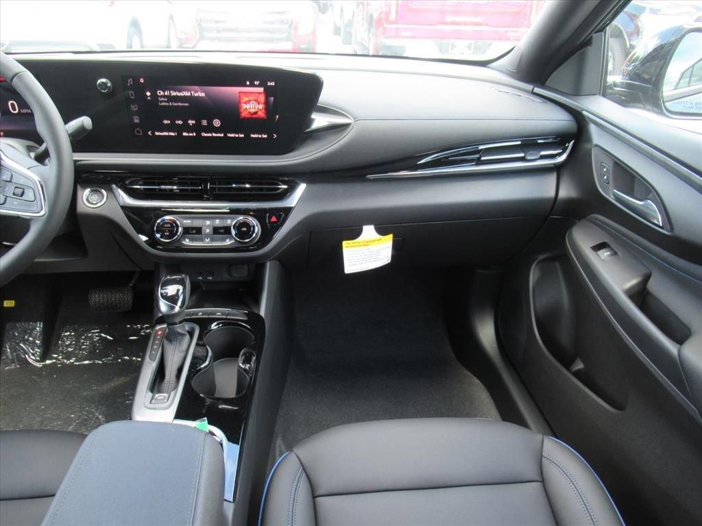 new 2025 Buick Envista car, priced at $28,430
