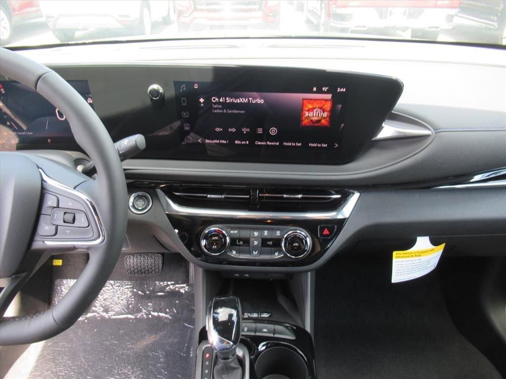 new 2025 Buick Envista car, priced at $28,430