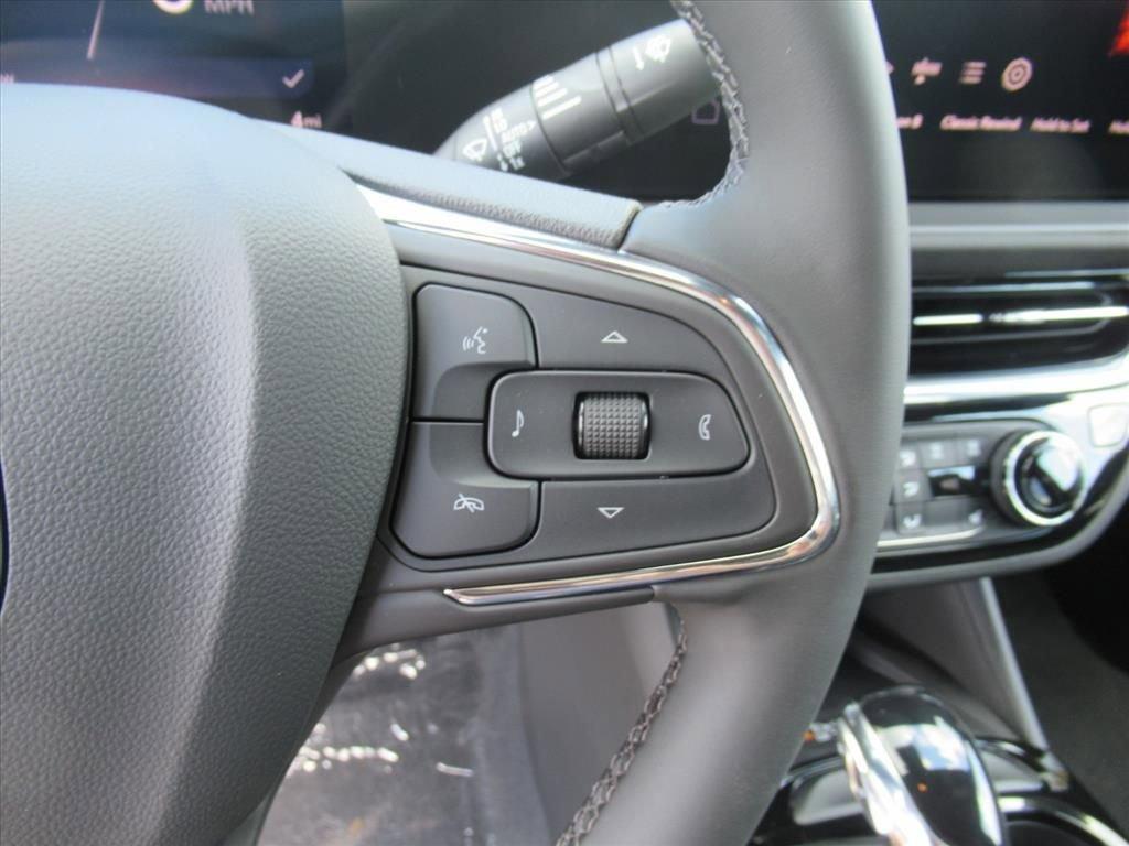 new 2025 Buick Envista car, priced at $28,430
