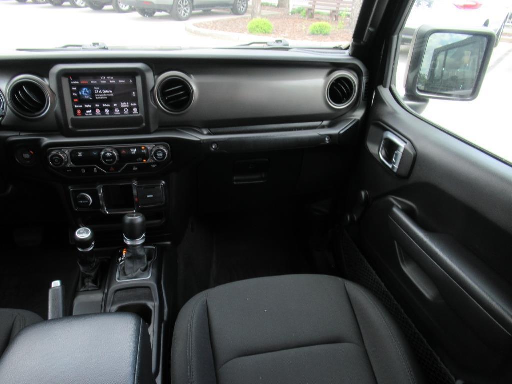 used 2022 Jeep Gladiator car, priced at $33,595