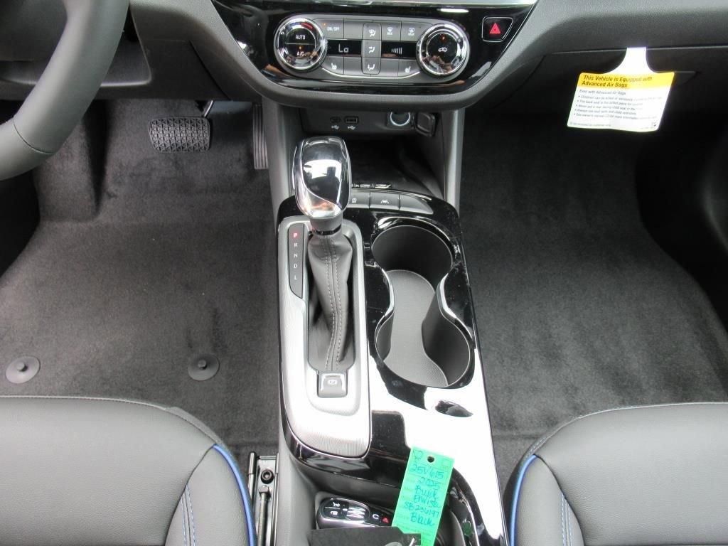 new 2025 Buick Envista car, priced at $29,025