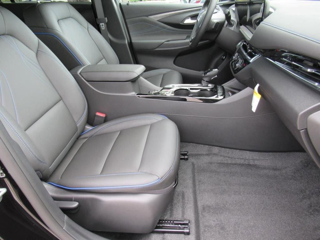 new 2025 Buick Envista car, priced at $29,025