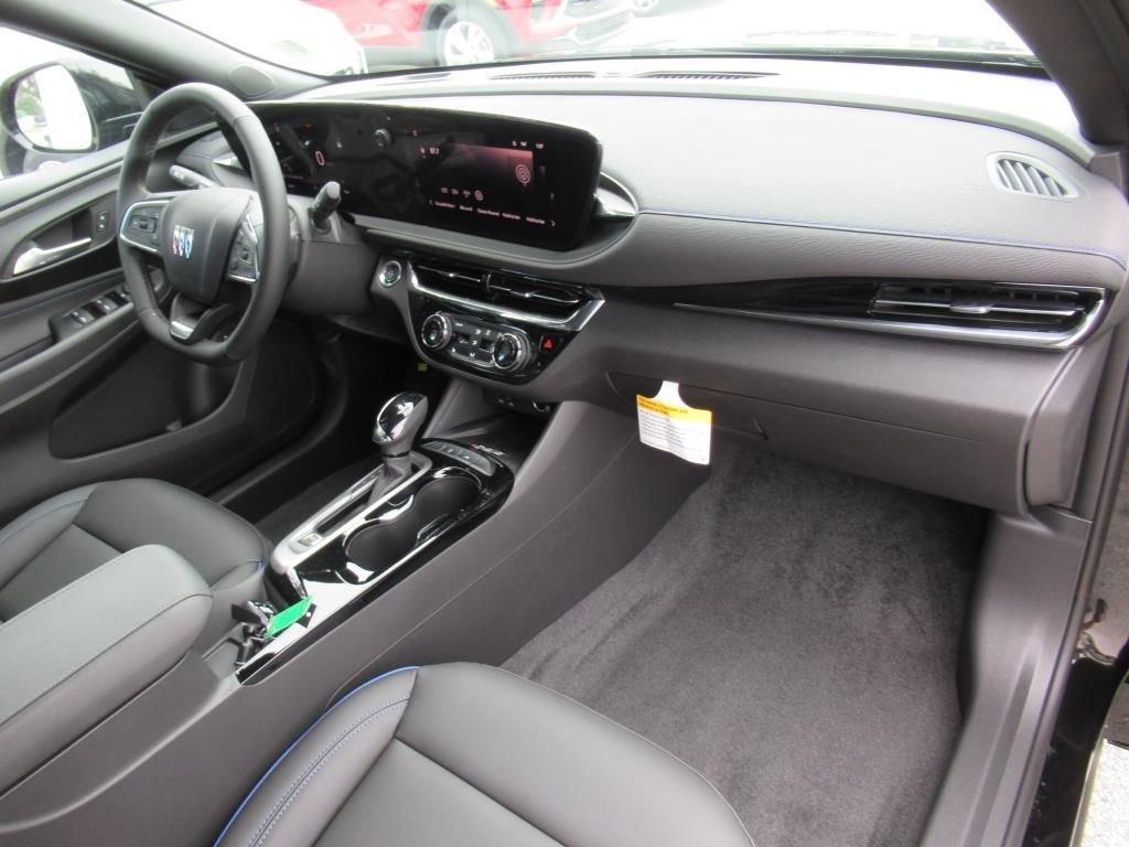 new 2025 Buick Envista car, priced at $29,025